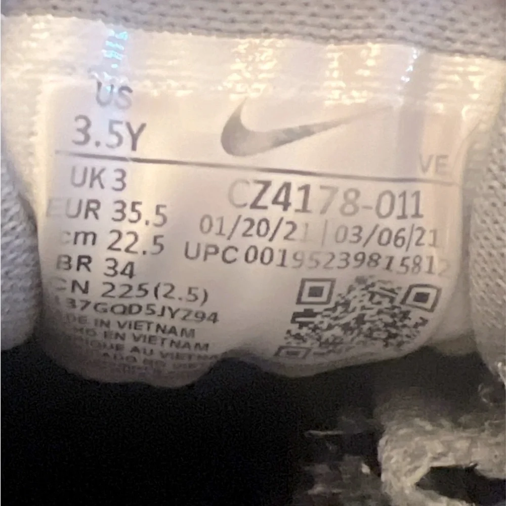 Boys‎ Nike Air Tennis Shoes | 3.5Y